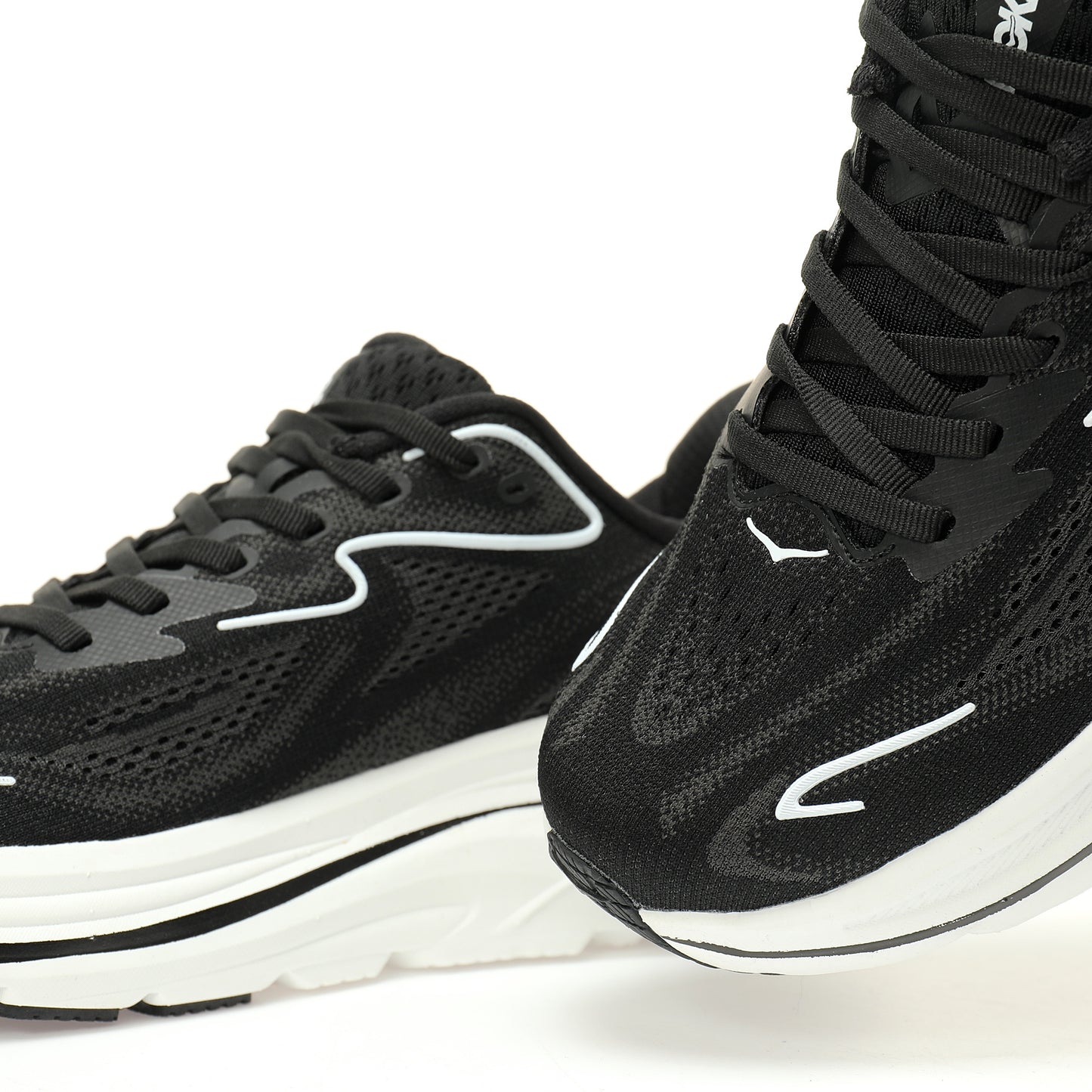 HOKA One One Clifton 9
