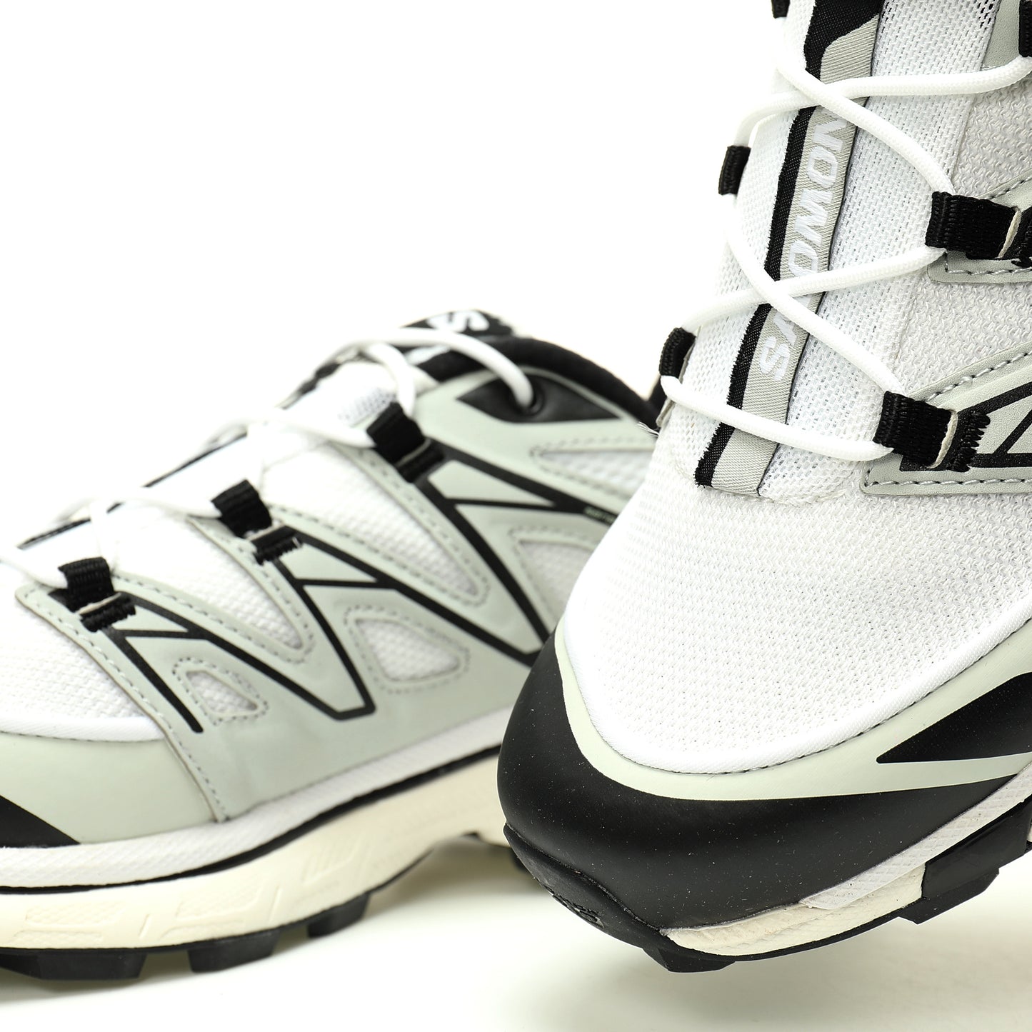 Salomon XT-6 GTX Outdoor Sports Shoes Collection   White / Beige / Black