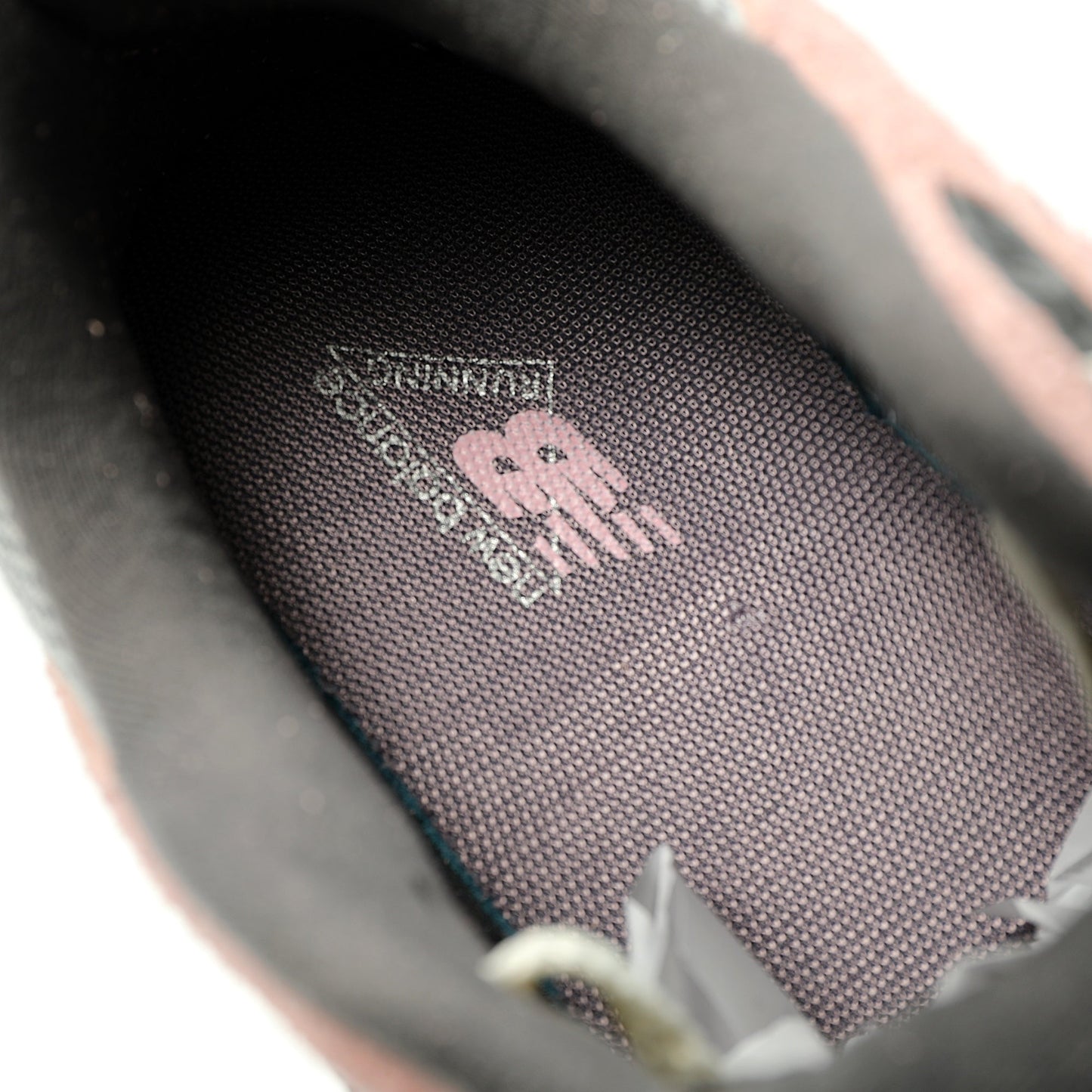 New Balance 9060 Light   Pink / Gray