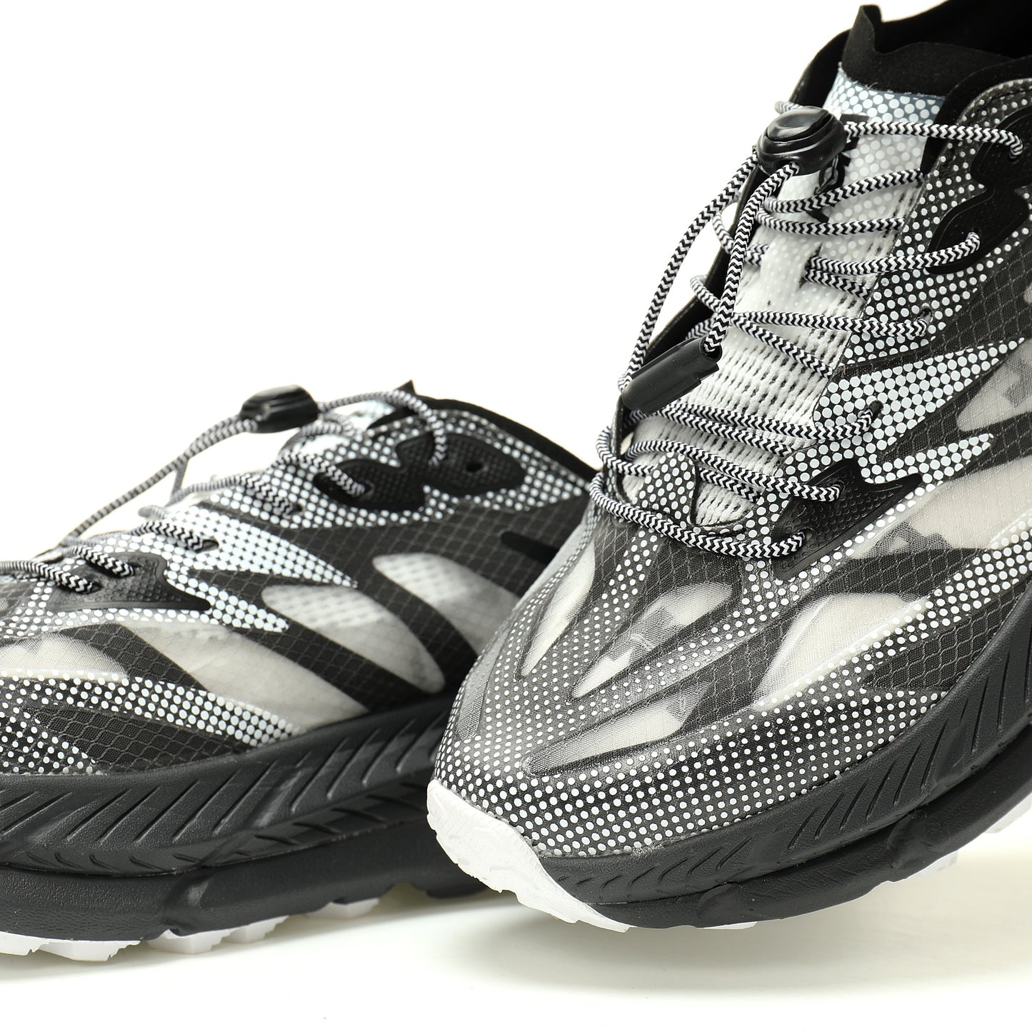 HOKA Mafate Speed 2 Low | Trail Running Shoes   Black/White