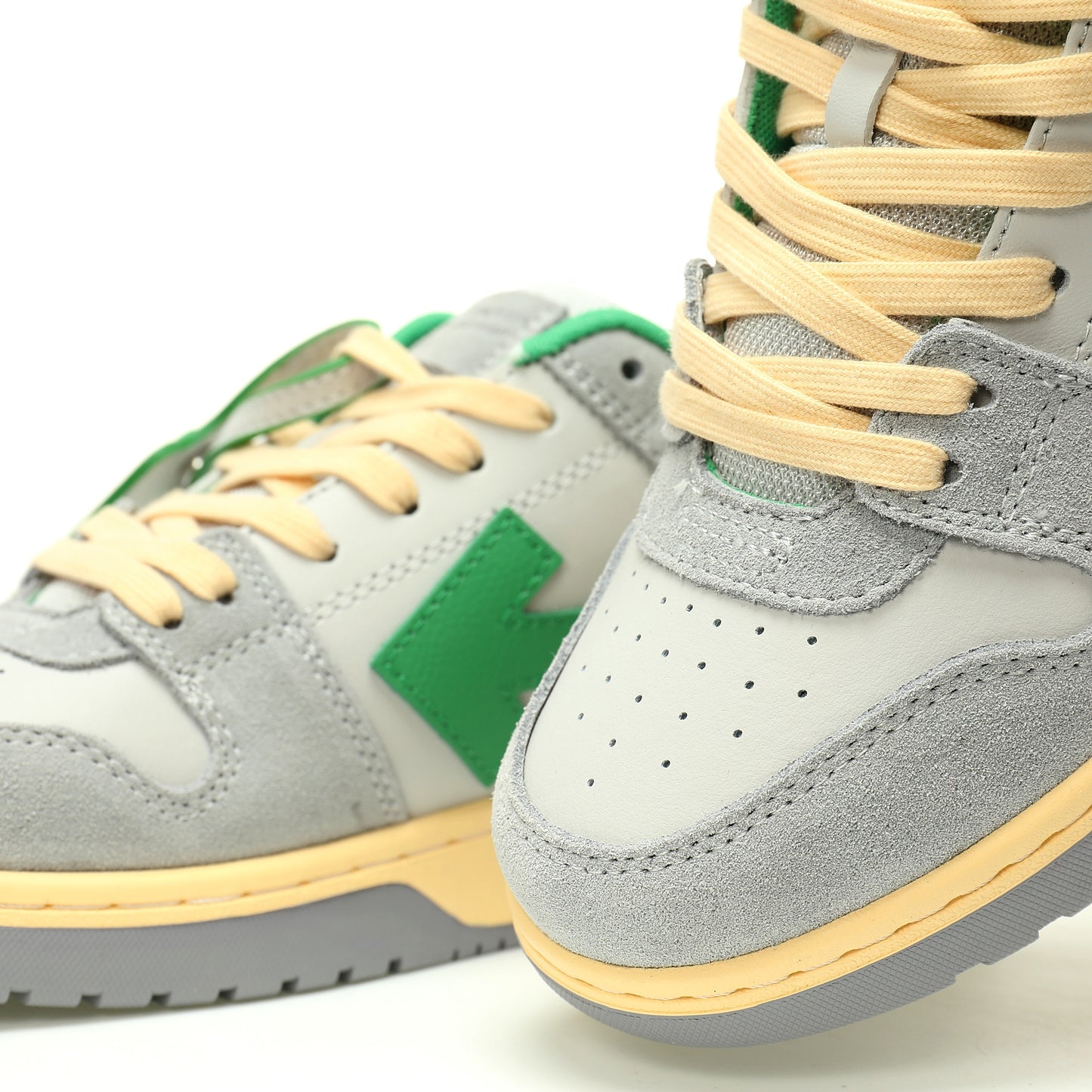 Off-White™ "Out Of Office" OOO Sneaker   Grey/Green