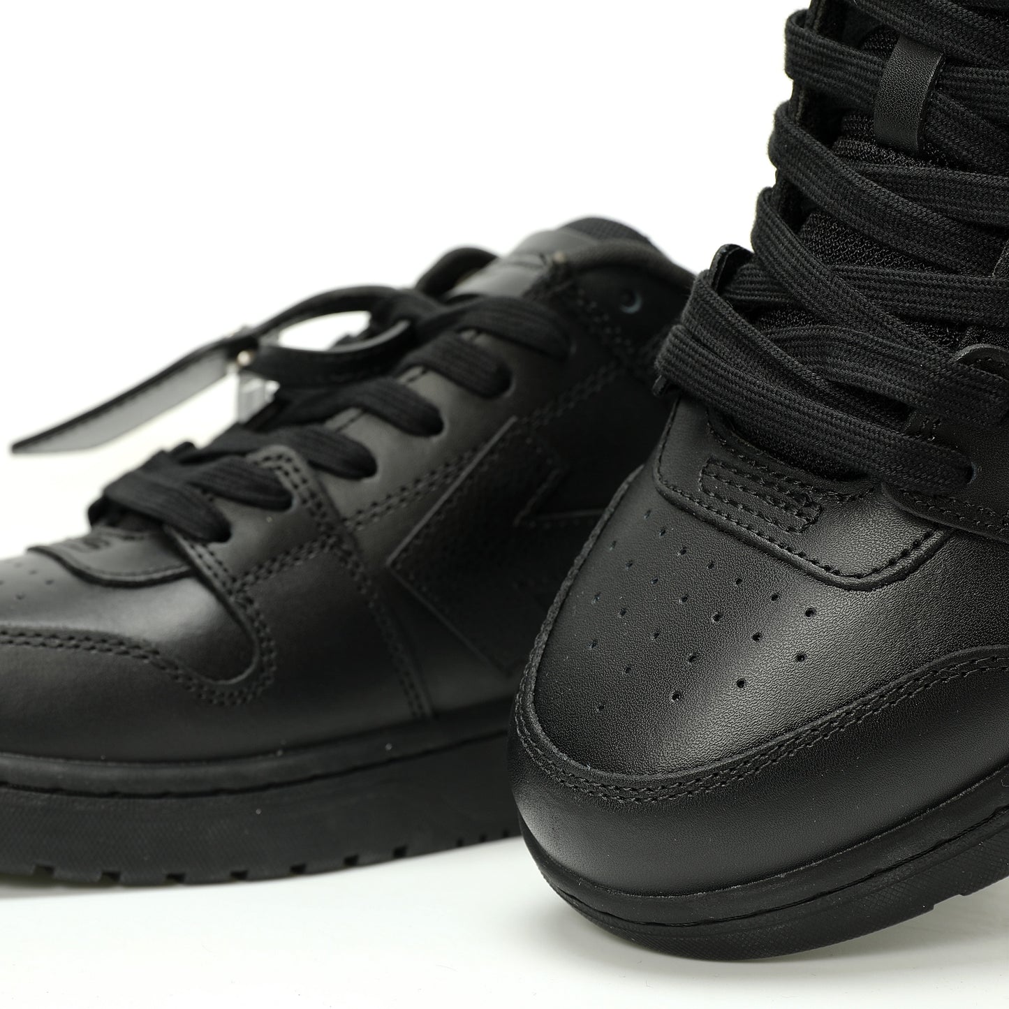 Off-White™ "Out Of Office" OOO Sneaker  Black / Limited Edition Collaboration Style